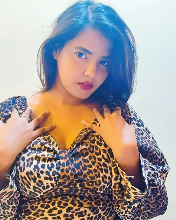 Sakshi vip call girls in Bhubaneswar